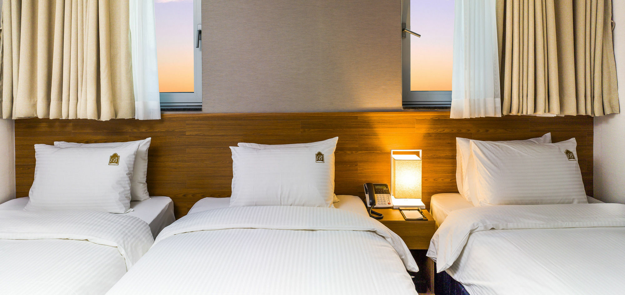 Benikea Premier Hotel Dongdaemun Seul Esterno foto